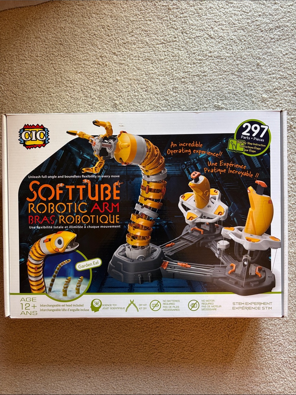 NWT SoftTube Robotic Arm Kids STEM Kit